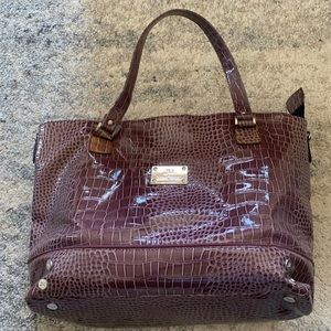 JM NEW YORK Purple Snakeskin Travel Bag